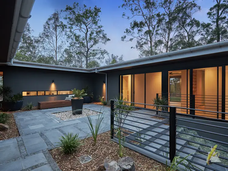 19 Lilly Pilly Road, Pullenvale QLD 4069