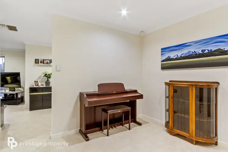 Sixth view of Homely house listing, 2 Bridgedale Close, Beldon WA 6027