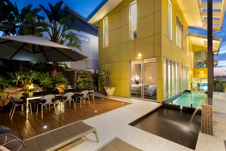 47a Raby Road, Coorparoo QLD 4151