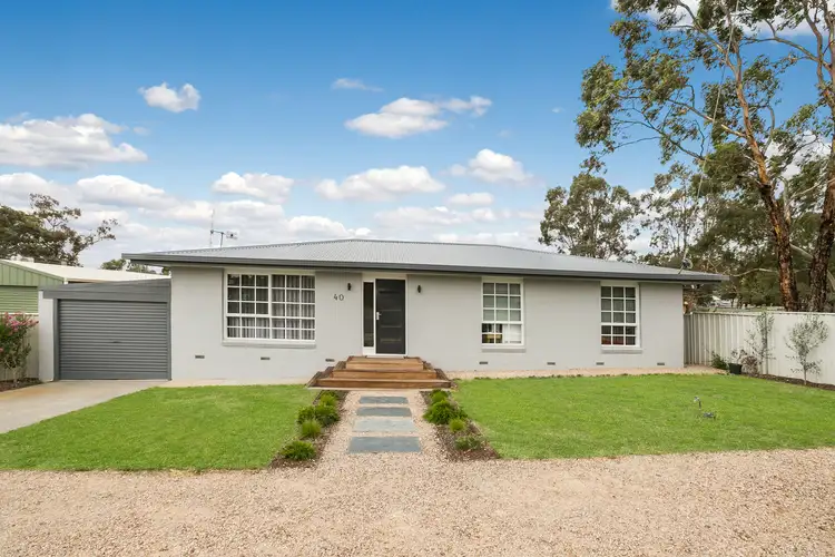 40 William Drive, Kangaroo Flat VIC 3555