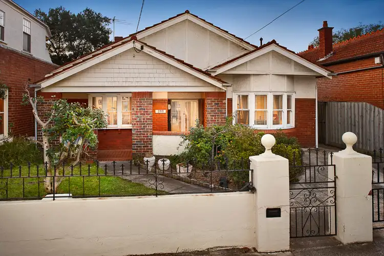 299 Barkly Street, St Kilda VIC 3182