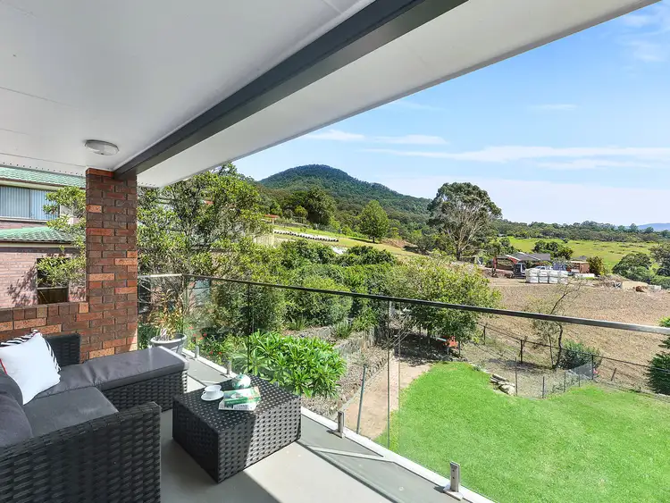 210 Waples Road, Farmborough Heights NSW 2526