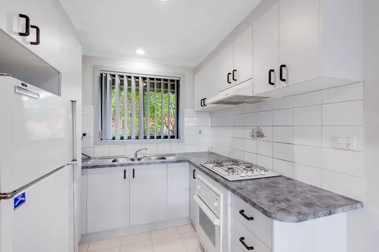 Fourth view of Homely unit listing, 4 Oncidium Gardens, Keilor Downs VIC 3038