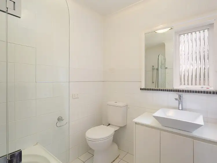 Fourth view of Homely apartment listing, 3/29 Gordon Street, Brighton-le-sands NSW 2216