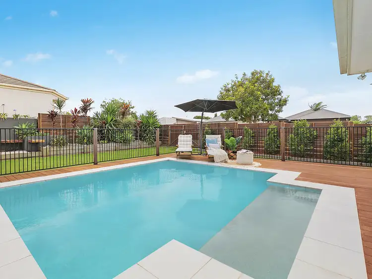 8 Wilkiea Street, Meridan Plains QLD 4551