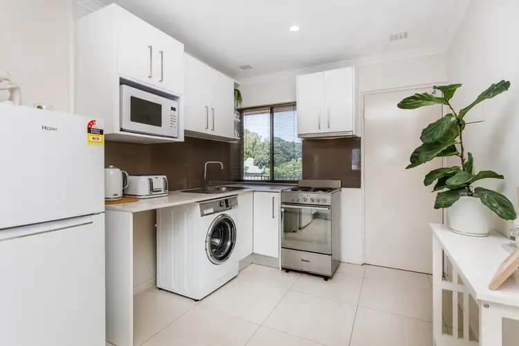 Fifth view of Homely unit listing, 6/219 Scarborough Beach Road, Doubleview WA 6018