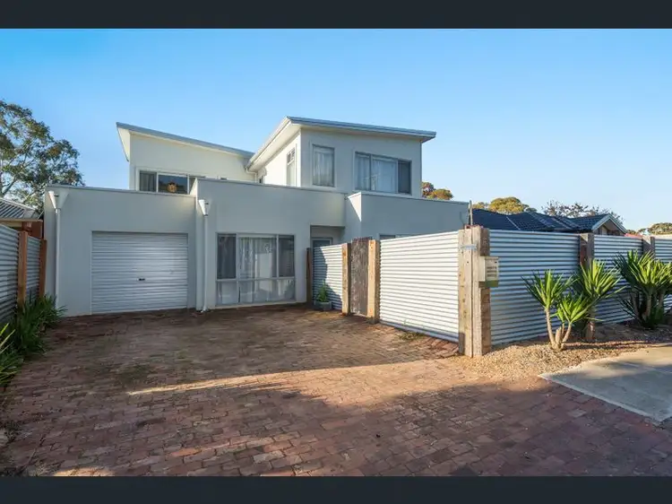 17 Crown Street, Dover Gardens SA 5048