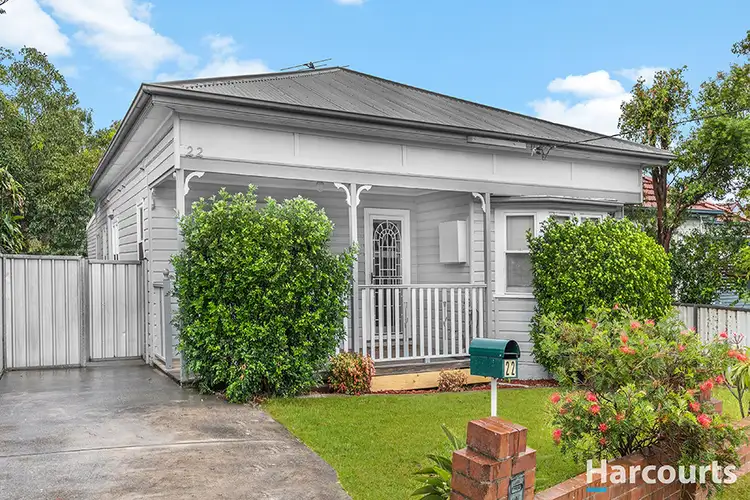 22 Vera Street, Waratah West NSW 2298