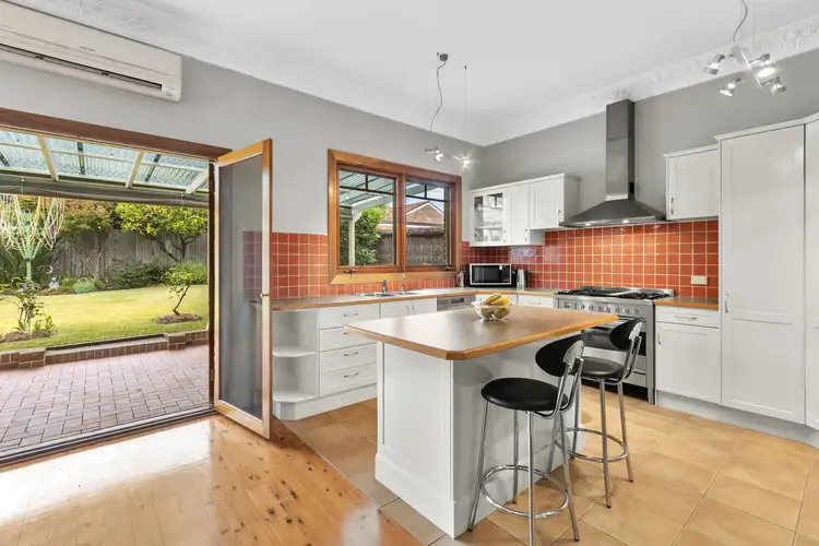 6 Bell Street, Concord NSW 2137