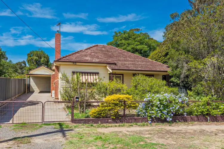 19 Church Street, Eaglehawk VIC 3556