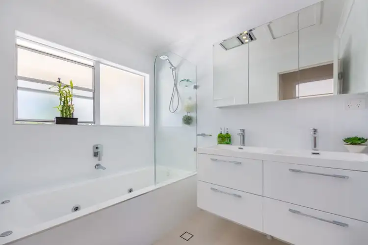 Sixth view of Homely house listing, 29 Leadale Street, Wynnum West QLD 4178