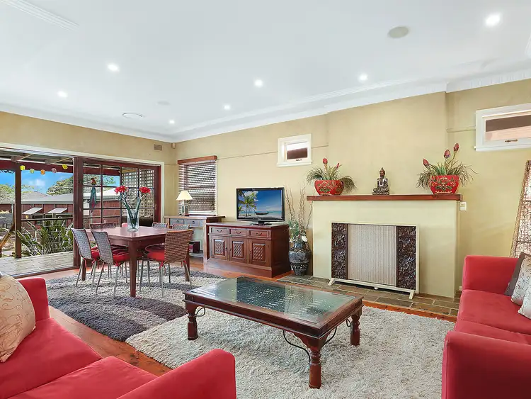 Second view of Homely house listing, 33 Raglan Road, Miranda NSW 2228