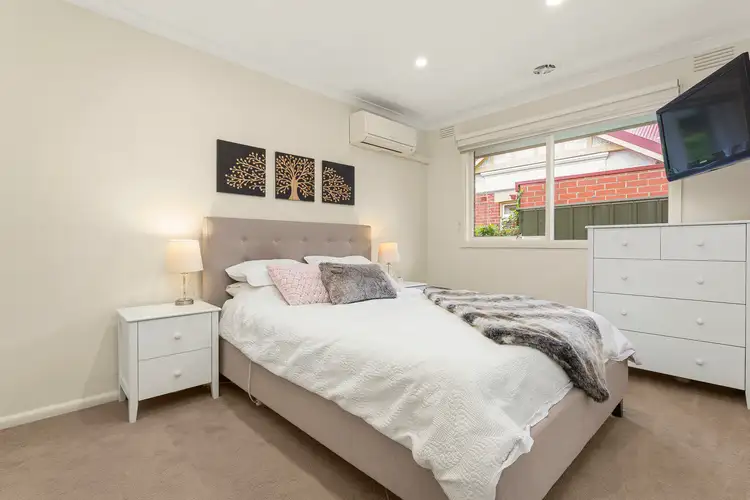 Fifth view of Homely unit listing, 1/74 Bulla Road, Strathmore VIC 3041