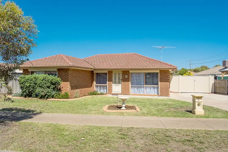 4 Redhill Court, Craigieburn VIC 3064