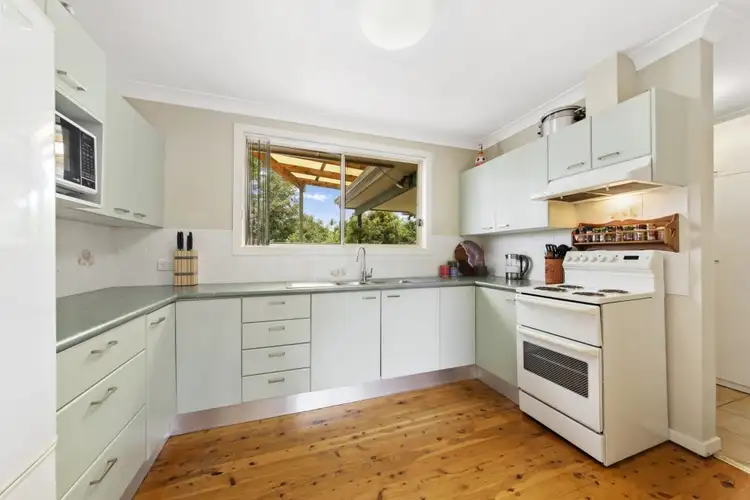 Fourth view of Homely house listing, 17 Cary Crescent, Springfield NSW 2250