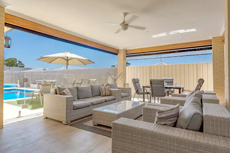 6 Pattison Ridge, Madora Bay WA 6210