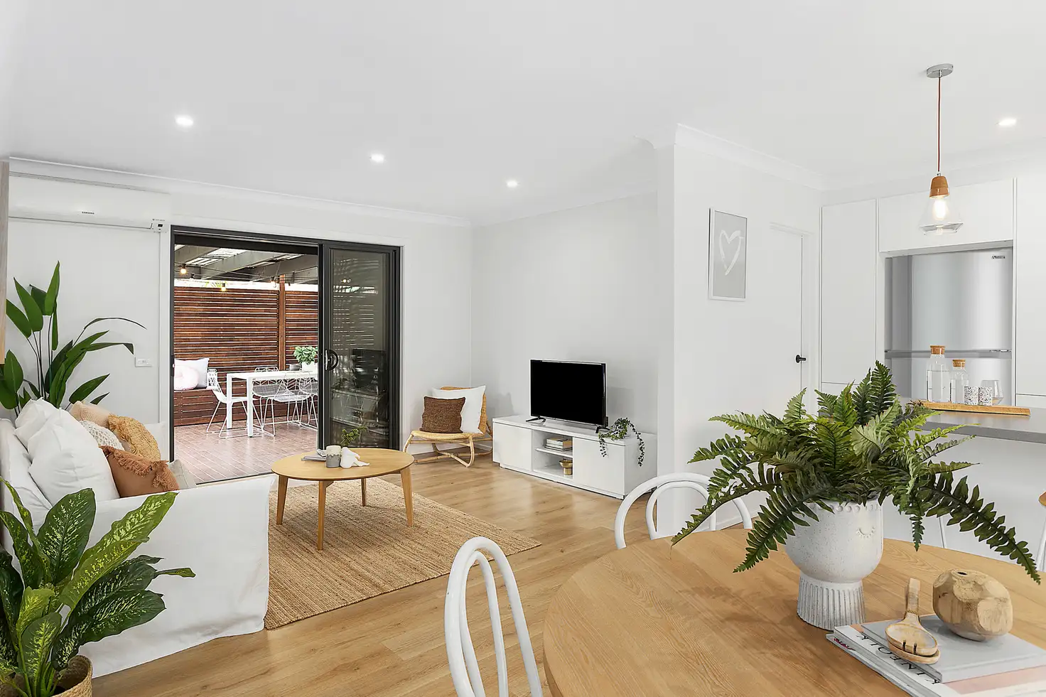 Main view of Homely villa listing, 3/216 Willarong Road, Caringbah NSW 2229