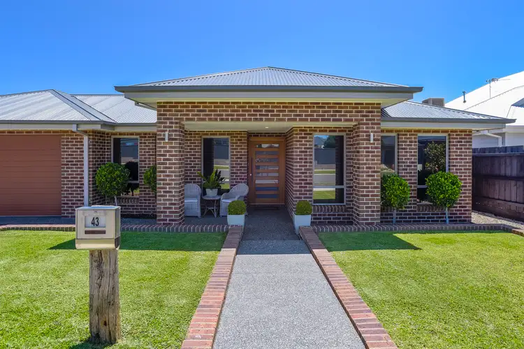 43 Rothschild Road, Gisborne VIC 3437