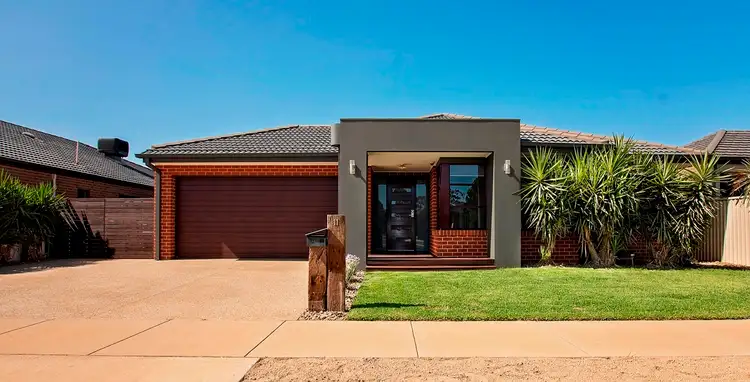 11 Whitby Close, Echuca VIC 3564