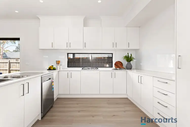 Fourth view of Homely townhouse listing, 2/24 Merrick Crescent, Glen Waverley VIC 3150