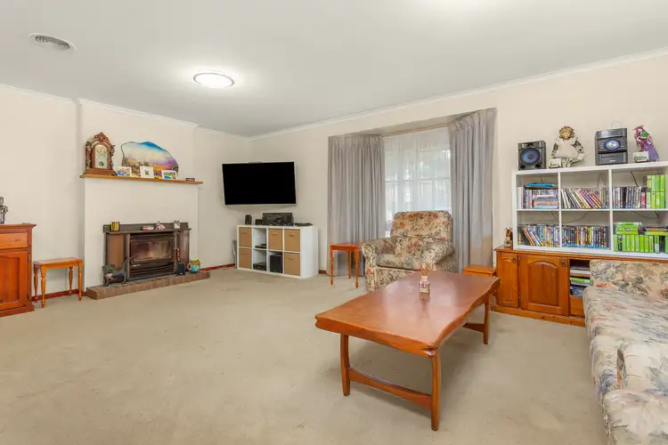 Fifth view of Homely house listing, 5 Dunrossil Drive, Sunbury VIC 3429