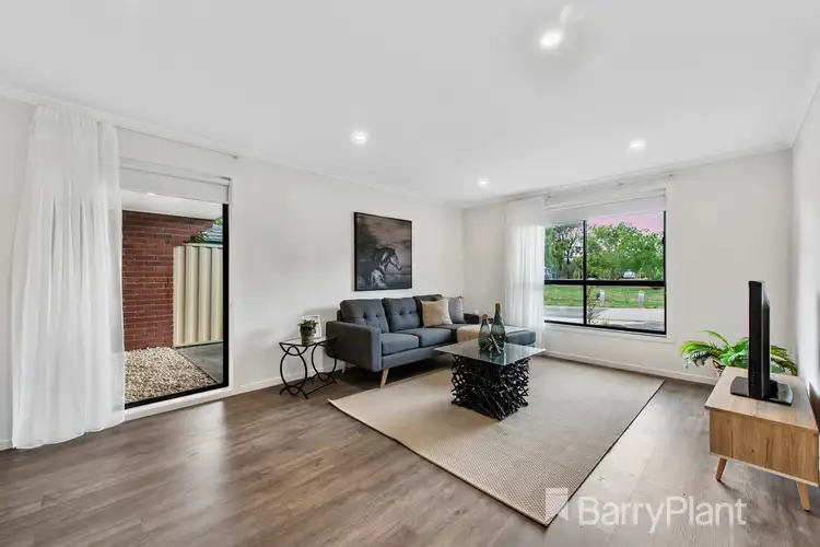 Sixth view of Homely house listing, 9 Niagara Way, Werribee VIC 3030