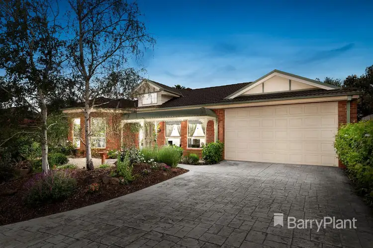 10 Valley View Court, South Morang VIC 3752