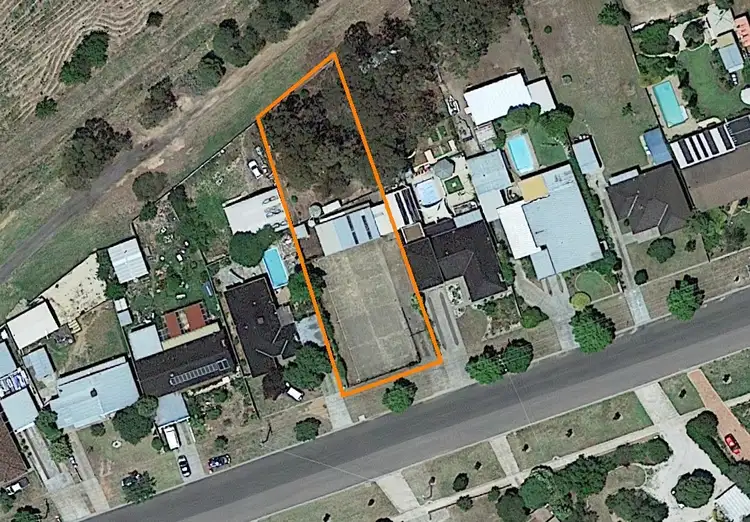 9 Collins Street, Kangaroo Flat VIC 3555