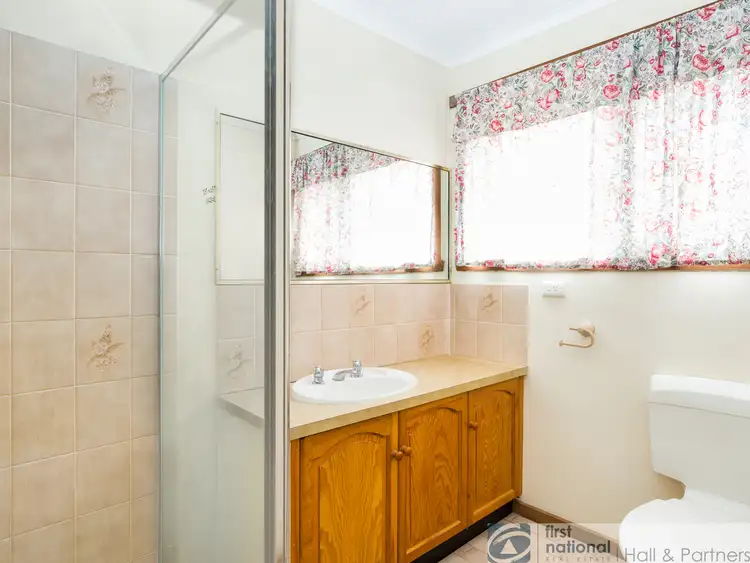 Fifth view of Homely house listing, 4 Leith Court, Endeavour Hills VIC 3802