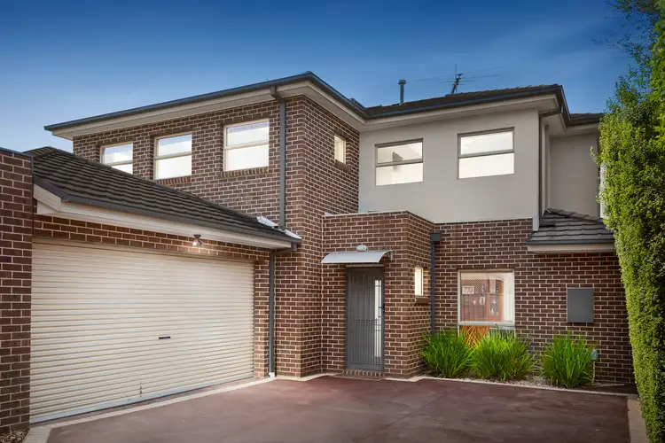 2/1 Daimler Avenue, Keilor Downs VIC 3038