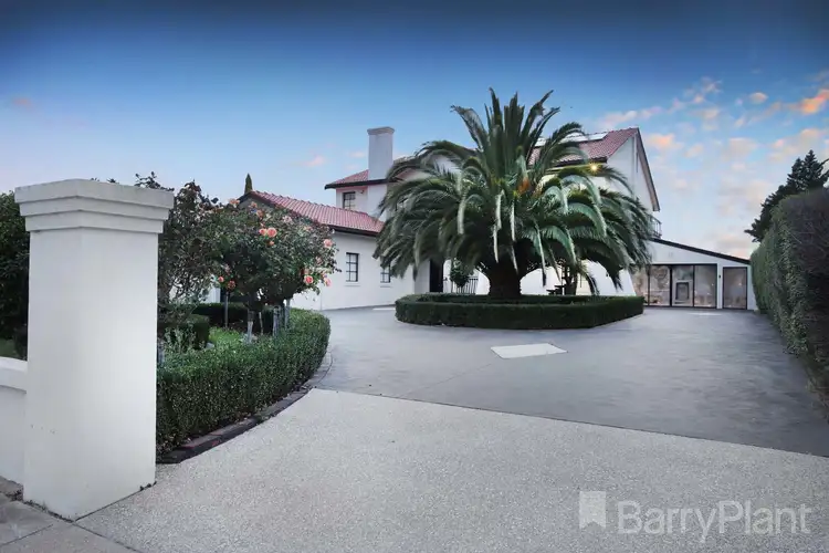 Second view of Homely house listing, 8 Murray Court, Greenvale VIC 3059