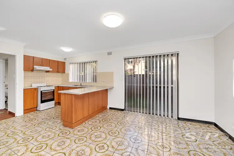 2/6-7 Ulverstone Street, Fairfield NSW 2165