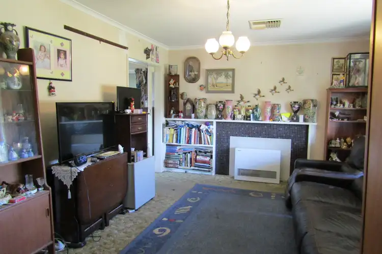 Second view of Homely house listing, 14 Titus Court, Reservoir VIC 3073