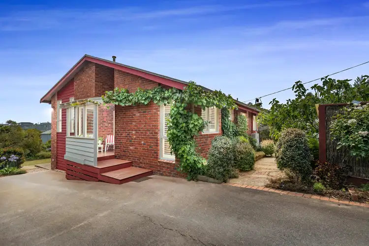 5 Asquith Avenue, Mount Martha VIC 3934