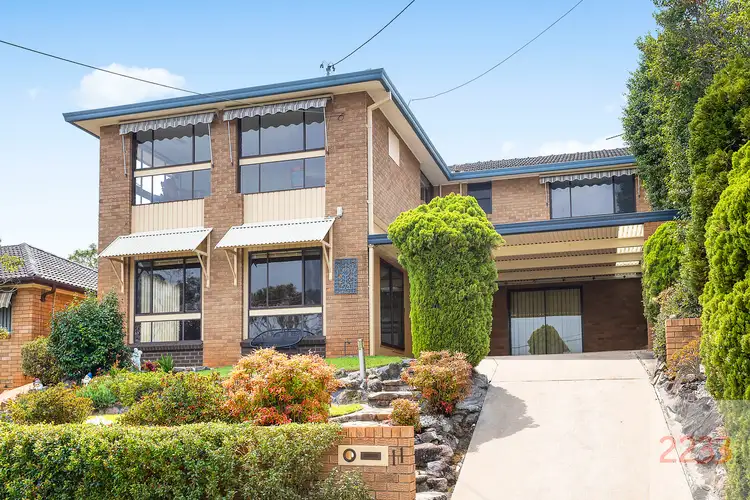 11 Hollings Crescent, Heathcote NSW 2233