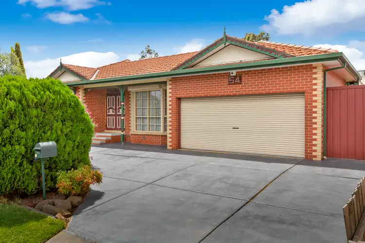 54 Chris Court, Hillside VIC 3037