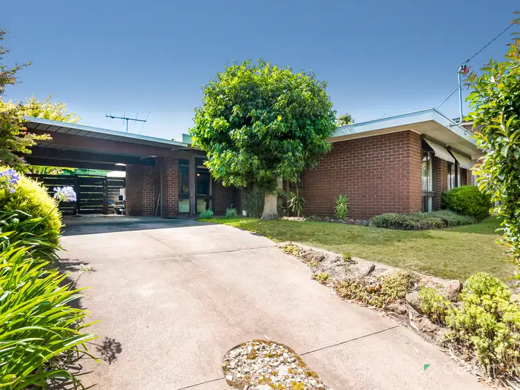 23 Pine Hill Drive, Frankston VIC 3199
