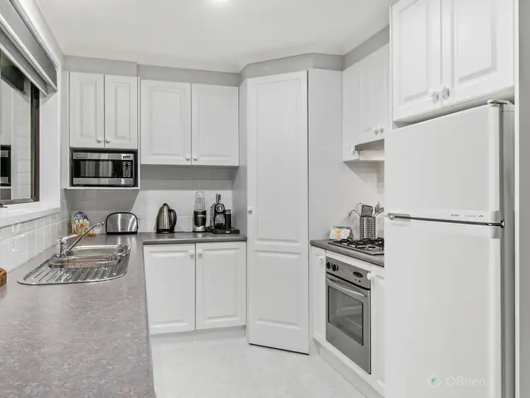 Fifth view of Homely house listing, 33 Cheviot Avenue, Berwick VIC 3806