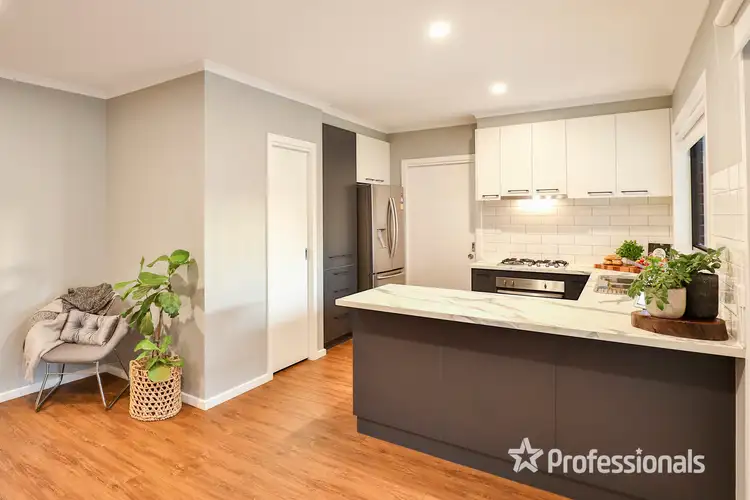 Fifth view of Homely house listing, 19 Central Park Drive, Mildura VIC 3500