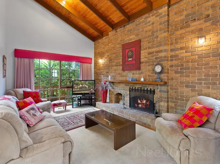 Second view of Homely house listing, 5 Daisy Street, Warranwood VIC 3134