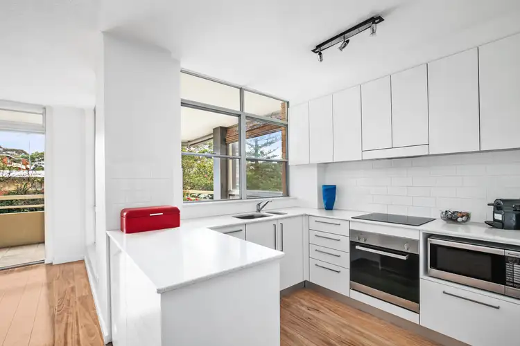 Fourth view of Homely unit listing, 8/89 Oaks Avenue, Dee Why NSW 2099