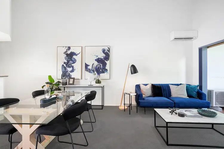 Second view of Homely unit listing, 20/15 Clarence Road, Indooroopilly QLD 4068