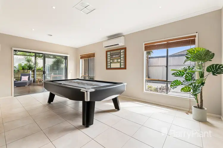 Fifth view of Homely house listing, 2 Ivanhoe Dene, Cranbourne East VIC 3977