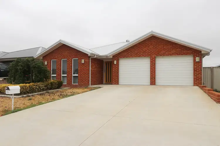 34 Barry Crescent, Goulburn NSW 2580