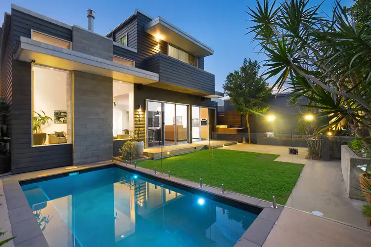 3 Bridge Street, Hamilton NSW 2303
