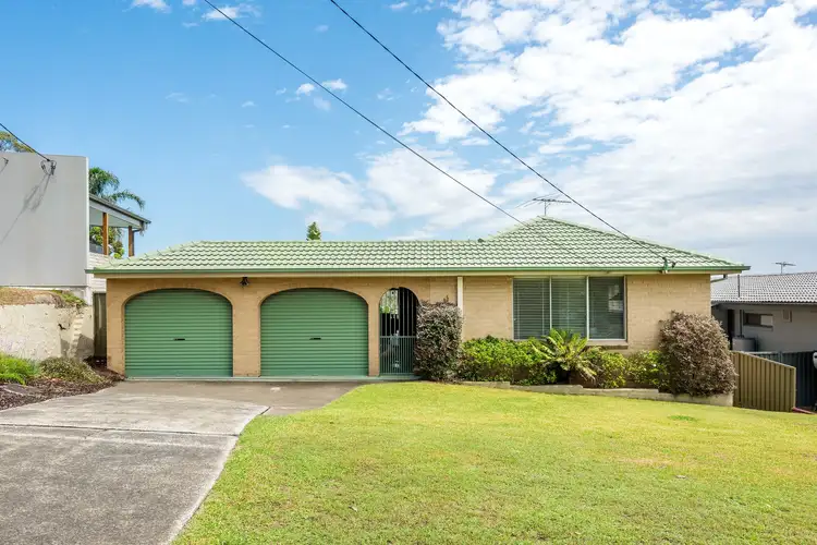 Second view of Homely house listing, 5 Euroa Place, Engadine NSW 2233