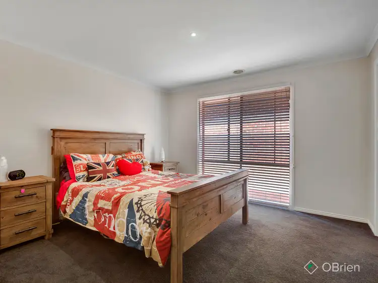 Fifth view of Homely house listing, 14 Collina Court, Langwarrin VIC 3910