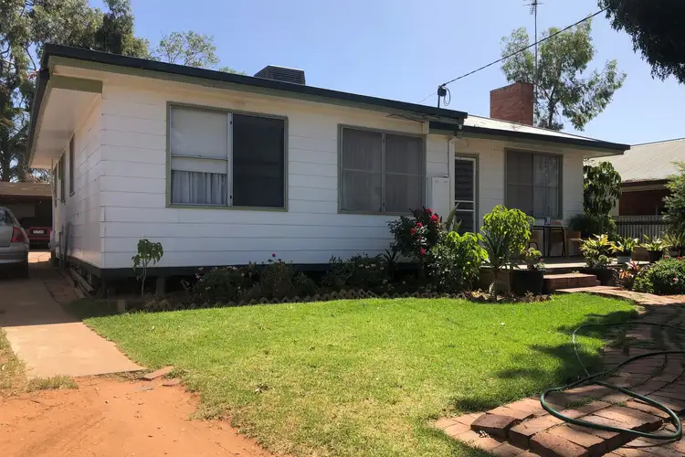 17 Malla Avenue, Robinvale VIC 3549