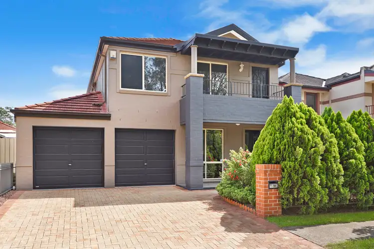 37 Wingello Crescent, Wyoming NSW 2250