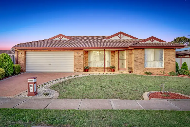 6 Manningtree Parade, Craigieburn VIC 3064